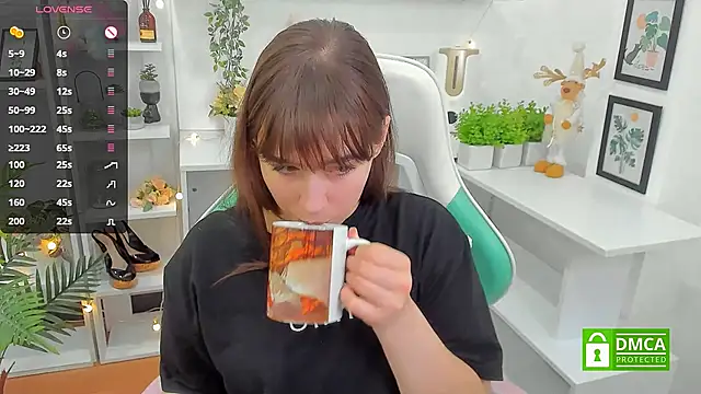  Eliizabeth  online show from 17, 3, 2025