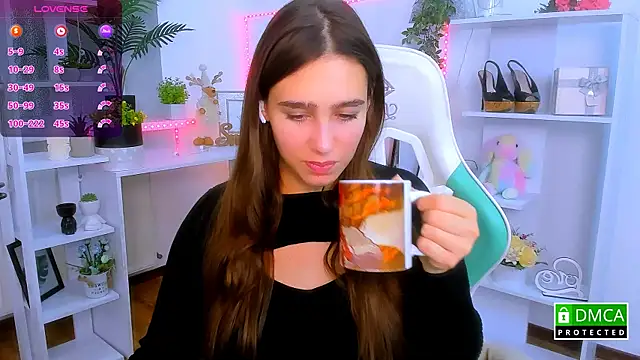  Eliizabeth  online show from 1, 12, 2025