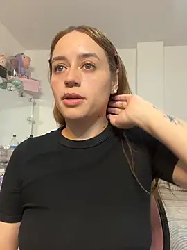 Snapshot of Natalia_Suarez chatting on 30, 4, 2026 Natalia Suarez online show from 30, 4, 2026