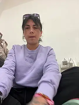 Snapshot of missdirtyhot_ chatting on 4, 3, 2025 missdirtyhot online show from 4, 3, 2025