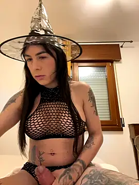 Snapshot of missdirtyhot_ chatting on 30, 10, 2025 missdirtyhot online show from 30, 10, 2025