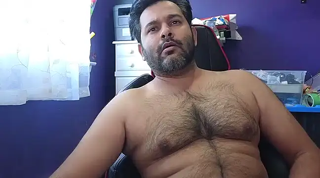 Snapshot of Sakhtlaundaz chatting on 2, 12, 2024 Sakhtlaundaz online show from 2, 12, 2024