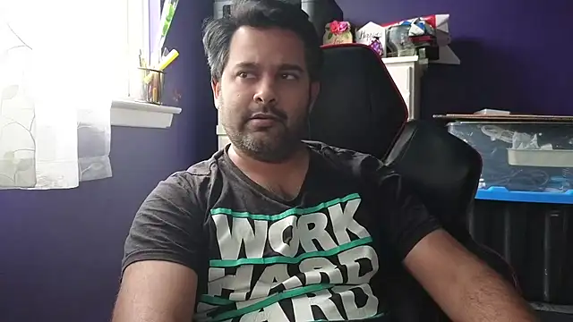 Snapshot of Sakhtlaundaz chatting on 28, 12, 2024 Sakhtlaundaz online show from 28, 12, 2024