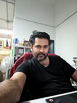 Snapshot of Sakhtlaundaz chatting on 3, 1, 2025 Sakhtlaundaz online show from 3, 1, 2025