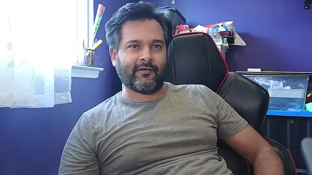 Snapshot of Sakhtlaundaz chatting on 14, 1, 2025 Sakhtlaundaz online show from 14, 1, 2025