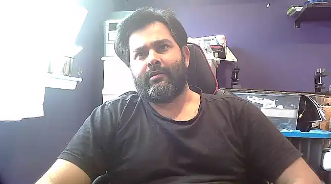 Snapshot of Sakhtlaundaz chatting on 28, 1, 2025 Sakhtlaundaz online show from 28, 1, 2025