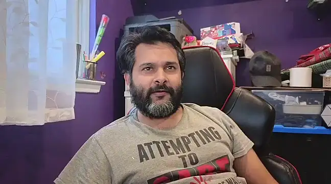 Snapshot of Sakhtlaundaz chatting on 8, 2, 2025 Sakhtlaundaz online show from 8, 2, 2025