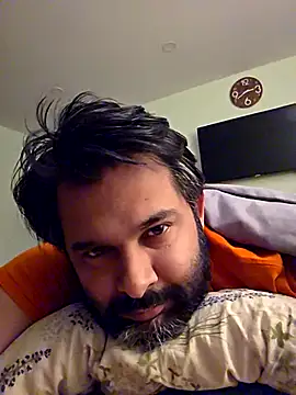 Snapshot of Sakhtlaundaz chatting on 14, 2, 2025 Sakhtlaundaz online show from 14, 2, 2025