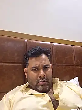 Snapshot of Sakhtlaundaz chatting on 8, 3, 2025 Sakhtlaundaz online show from 8, 3, 2025