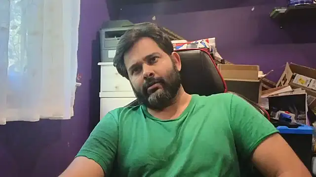 Snapshot of Sakhtlaundaz chatting on 16, 9, 2025 Sakhtlaundaz online show from 16, 9, 2025