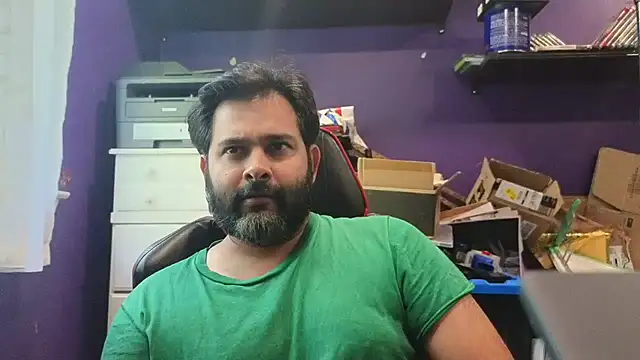 Snapshot of Sakhtlaundaz chatting on 17, 9, 2025 Sakhtlaundaz online show from 17, 9, 2025