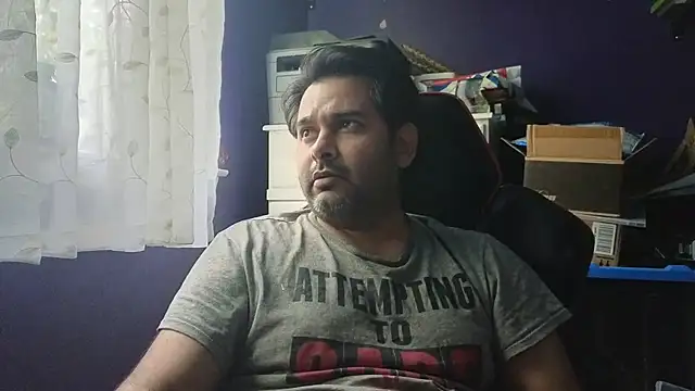 Snapshot of Sakhtlaundaz chatting on 23, 9, 2025 Sakhtlaundaz online show from 23, 9, 2025