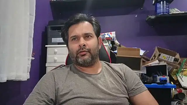 Snapshot of Sakhtlaundaz chatting on 28, 9, 2025 Sakhtlaundaz online show from 28, 9, 2025