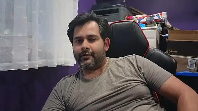 Snapshot of Sakhtlaundaz chatting on 29, 9, 2025 Sakhtlaundaz online show from 29, 9, 2025