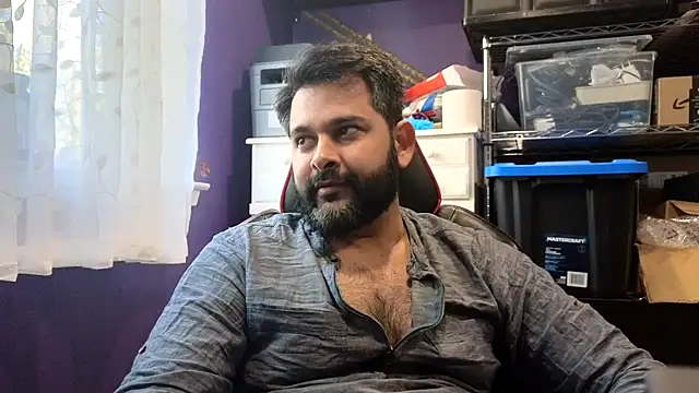 Snapshot of Sakhtlaundaz chatting on 2, 11, 2025 Sakhtlaundaz online show from 2, 11, 2025