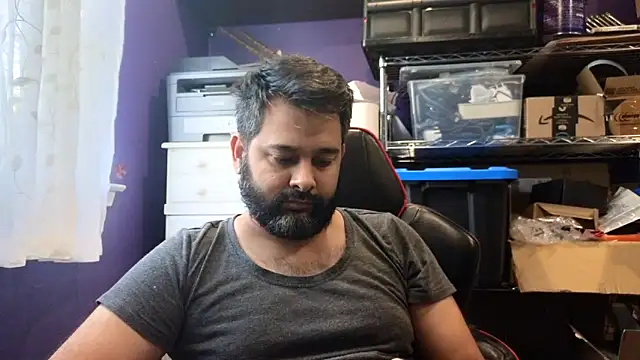 Snapshot of Sakhtlaundaz chatting on 6, 11, 2025 Sakhtlaundaz online show from 6, 11, 2025