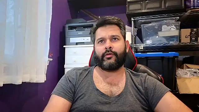 Snapshot of Sakhtlaundaz chatting on 7, 11, 2025 Sakhtlaundaz online show from 7, 11, 2025