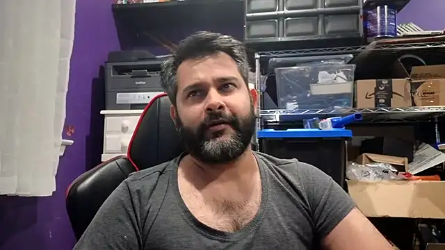 Snapshot of Sakhtlaundaz chatting on 9, 11, 2025 Sakhtlaundaz online show from 9, 11, 2025