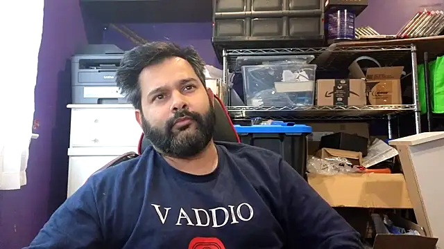 Snapshot of Sakhtlaundaz chatting on 25, 11, 2025 Sakhtlaundaz online show from 25, 11, 2025