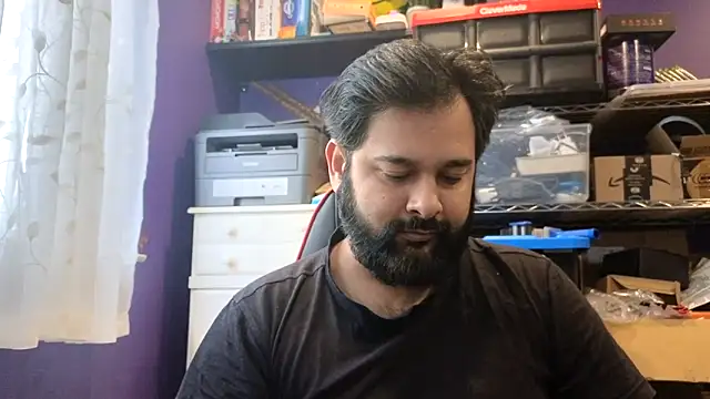 Snapshot of Sakhtlaundaz chatting on 16, 12, 2025 Sakhtlaundaz online show from 16, 12, 2025