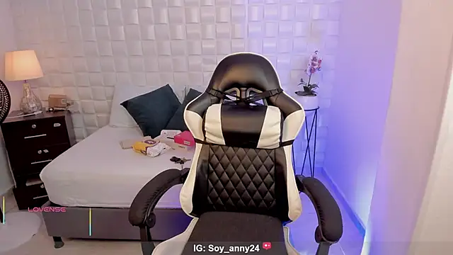 anny rouse24 online show from 6, 1, 2026