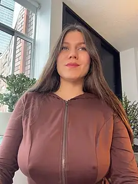 Snapshot of AmelieLaurent_ chatting on 16, 5, 2026 AmelieLaurent online show from 16, 5, 2026
