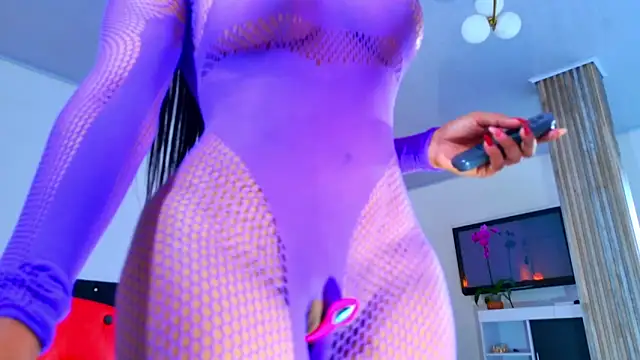 SQUIRT4UMEGAN online show from 26, 3, 2026