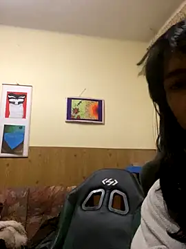 calliemaggotbone online show from 2, 11, 2025