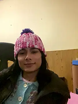 Snapshot of calliemaggotbone chatting on 7, 1, 2026 calliemaggotbone online show from 7, 1, 2026