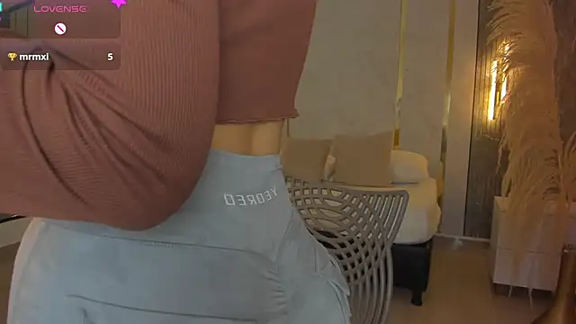 riley sierra online show from 9, 4, 2026