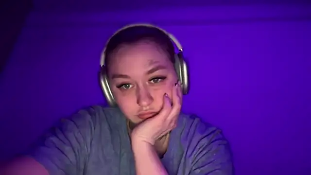 Isabel-Bailey online show from 23, 10, 2025