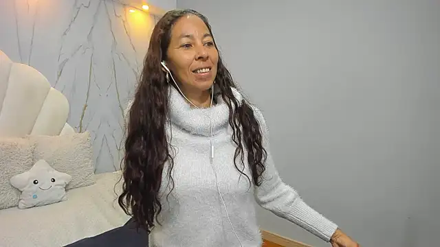 Rosalinda Cortez online show from 17, 12, 2024