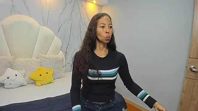 Rosalinda Cortez online show from 18, 12, 2024