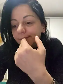 bruneta sexy23 online show from 20, 3, 2025