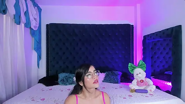 nikolsmithh online show from 16, 12, 2025