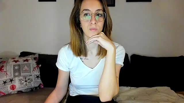 DesireMore90 online show from 4, 2, 2025