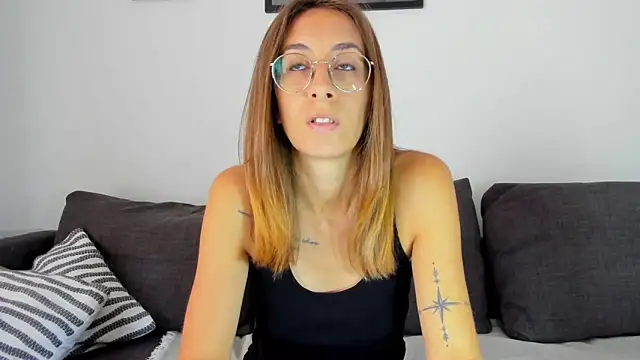 DesireMore90 online show from 25, 9, 2025