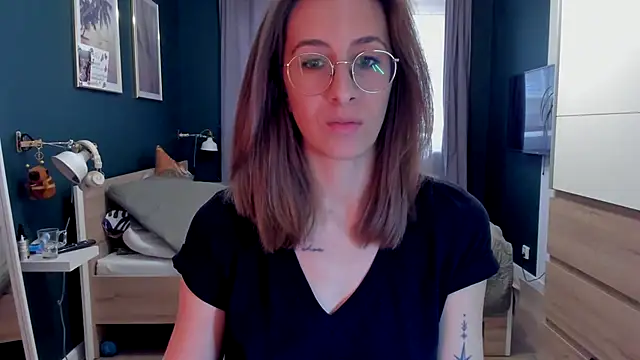 DesireMore90 online show from 12, 4, 2026