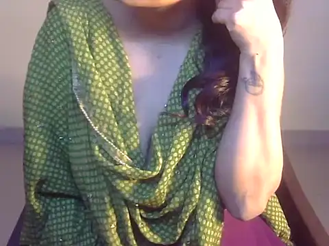 Snapshot of Lusty_Wife1 chatting on 8, 1, 2025 Lusty Wife1 online show from 8, 1, 2025