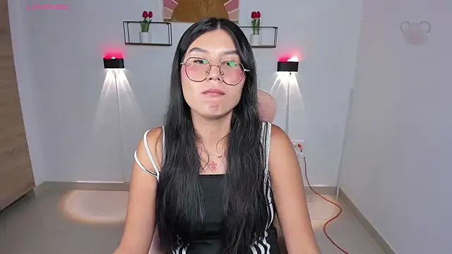 emily villamil online show from 9, 4, 2026