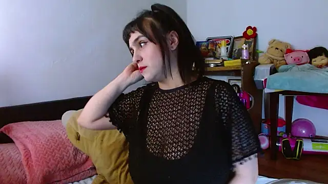 Snapshot of collette_beaufoy_ chatting on 18, 7, 2026 collette beaufoy online show from 18, 7, 2026
