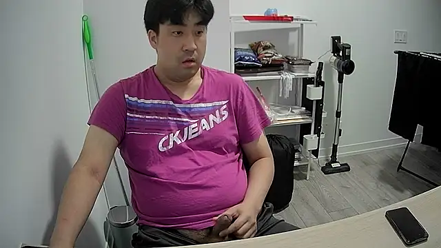 Koreanboy171 online show from 13, 6, 2026