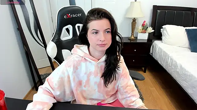 AmyPure  online show from 20, 5, 2026