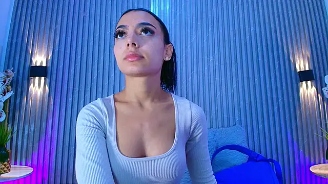 SHANONCLARK online show from 13, 4, 2026