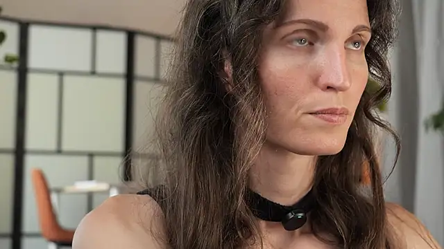 Snapshot of yulladao chatting on 25, 10, 2025 yulladao online show from 25, 10, 2025