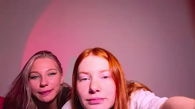 Snapshot of MiaKeler chatting on 13, 12, 2024 MiaKeler online show from 13, 12, 2024