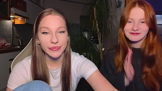 Snapshot of MiaKeler chatting on 23, 1, 2025 MiaKeler online show from 23, 1, 2025