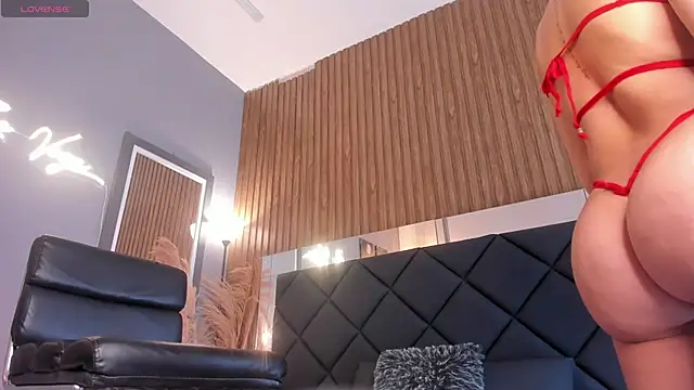 Snapshot of Zoevegass chatting on 27, 1, 2025 Zoevegass online show from 27, 1, 2025