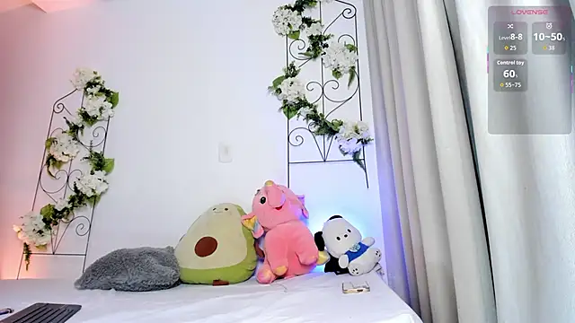 Jiggly   online show from 13, 9, 2025