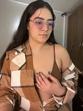 Lia flowers online show from 22, 11, 2025